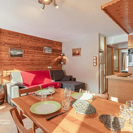 Le Pied Des Pistes C6 Apartment *